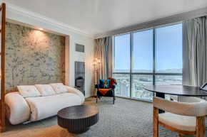 The Rosé MGM Signature Studio Suite